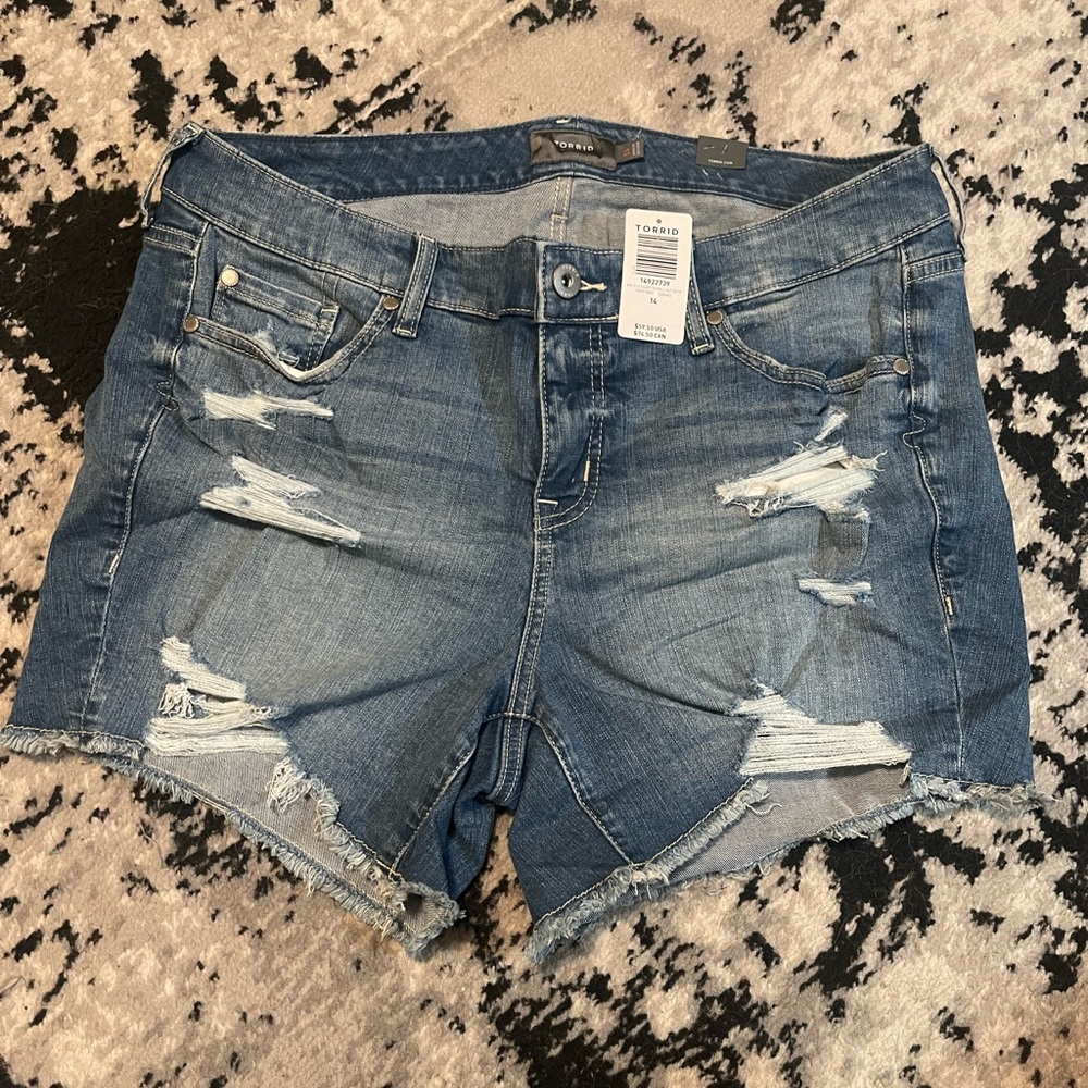 NWT Torrid denim cut off shorts
